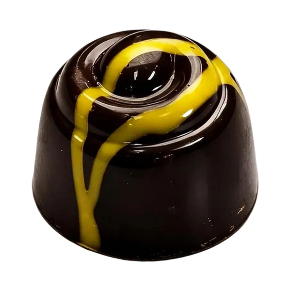 Mango passievrucht: donkere ronde bonbon met gele chocoladestrepen